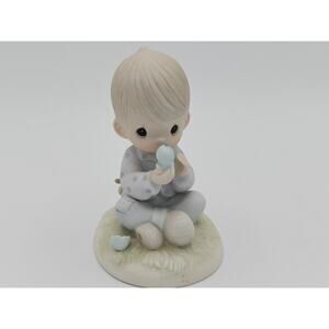 Precious Moments E 7156 R I Believe In Miracles Enesco Porcelain Figurine 1981